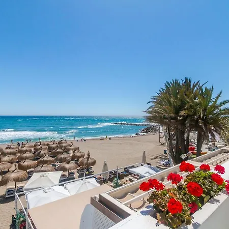 Apartment Deluxe With Jacuzzi Marbella