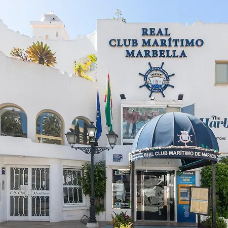 Deluxe With Jacuzzi Marbella