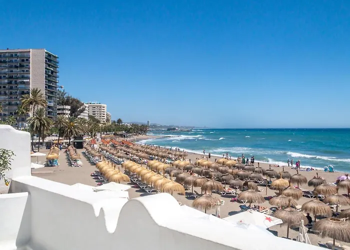 Deluxe With Jacuzzi Apartament