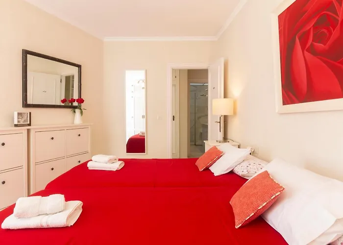 Deluxe With Jacuzzi * Marbella