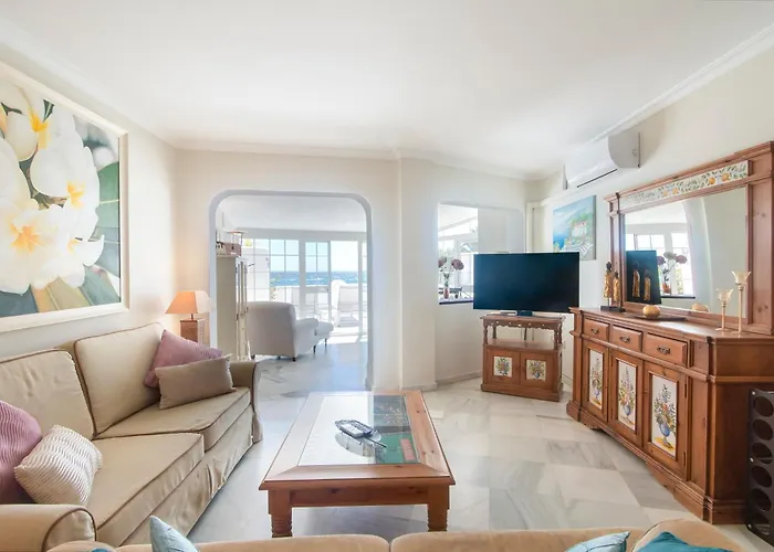 Deluxe With Jacuzzi Apartament *